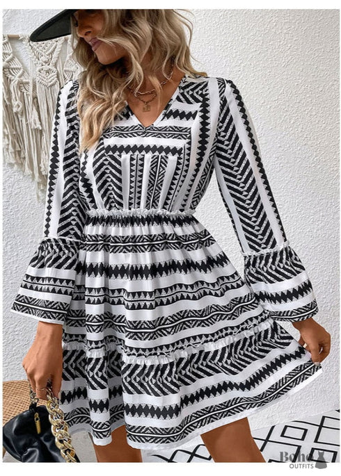 Vestido mini estampado bohemio de manga larga Hailey